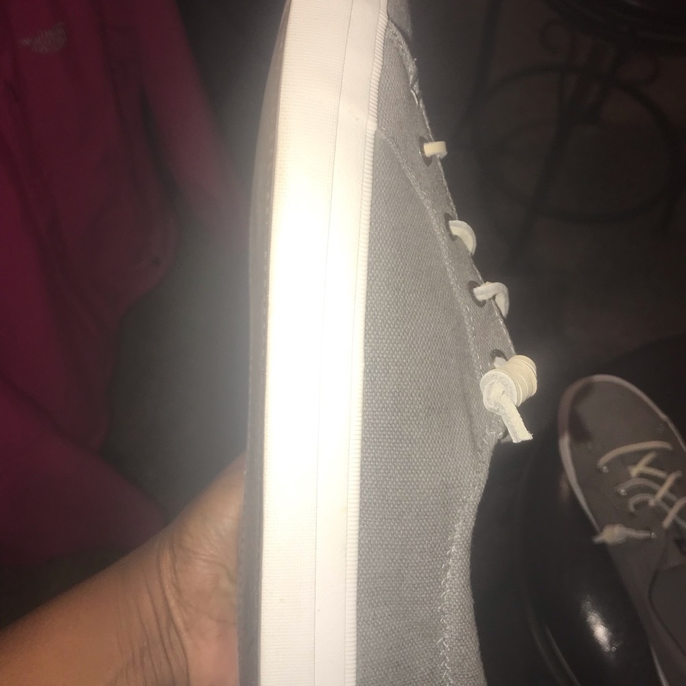 Shoes - Picture 4 of 7